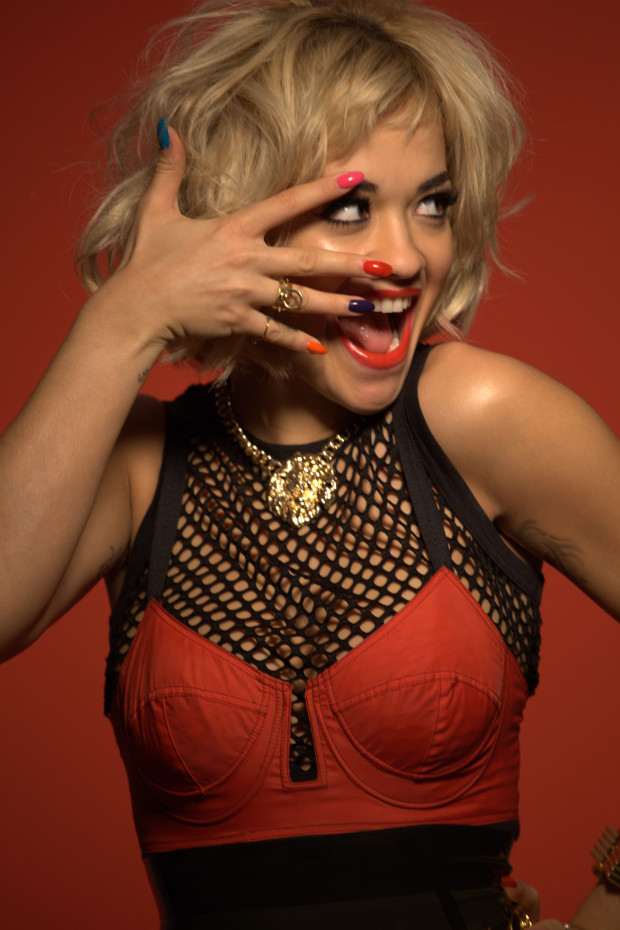 Rita-Ora-per-Rimmel2