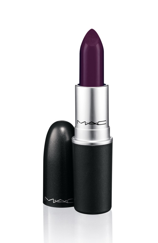 Lorde-per-Mac-Lipstick-Pure-Heroine-Prugna