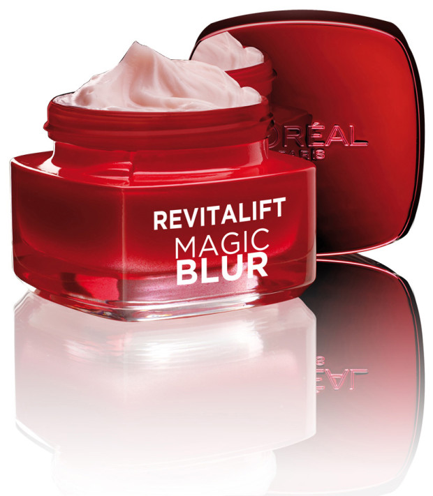 Revitalift Magic Blur