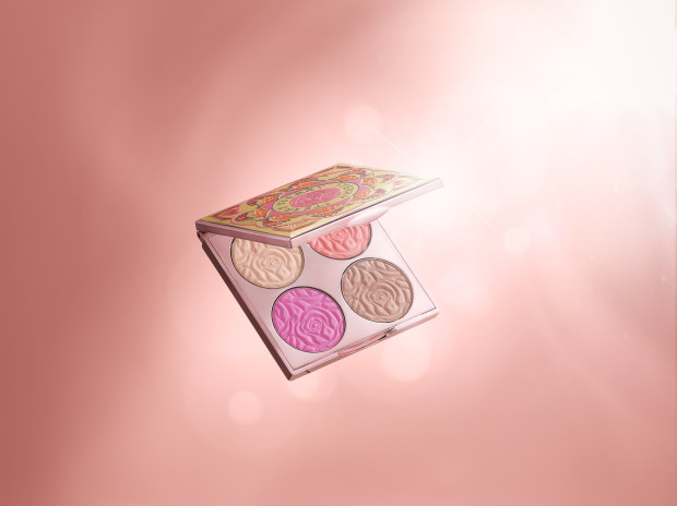 terry-glowgetters_2021_ccpalette_beachbomb_still-life-5