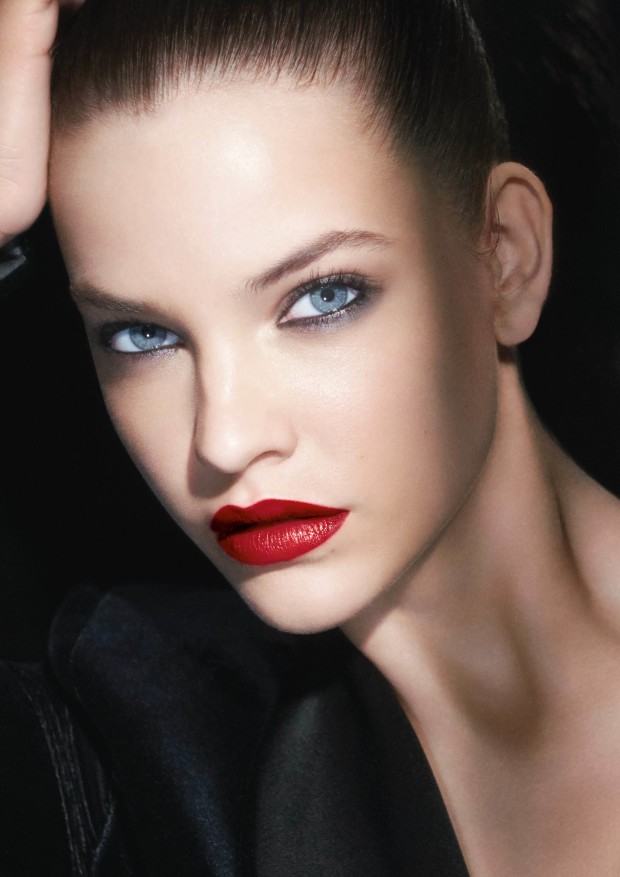 armani-beauty-visual_barbara-palvin_lip-power_credit-david-sims